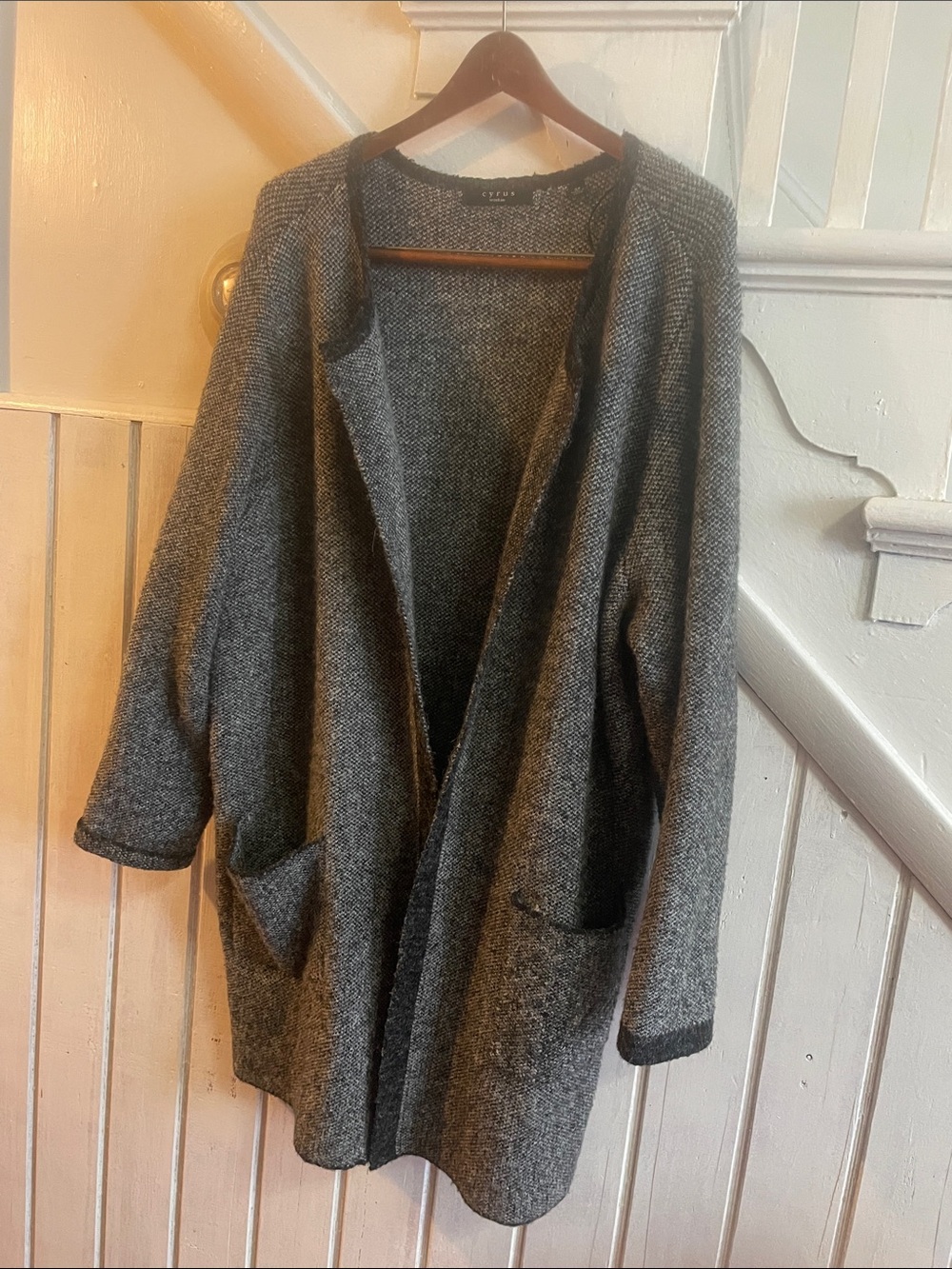 Cyrus Open-Front Gray Knit Cardigan